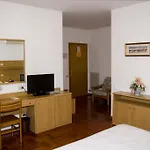 Ξενοδοχείο Ristorante Dotto Varago