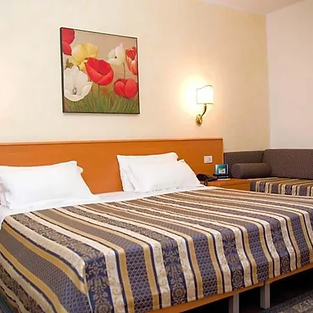 Ξενοδοχείο Ristorante Dotto 3*