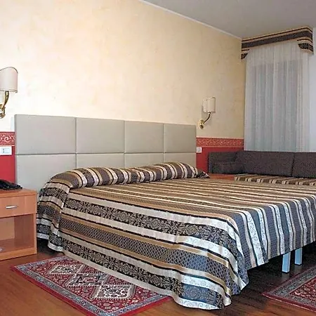Hotel Ristorante Dotto Varago